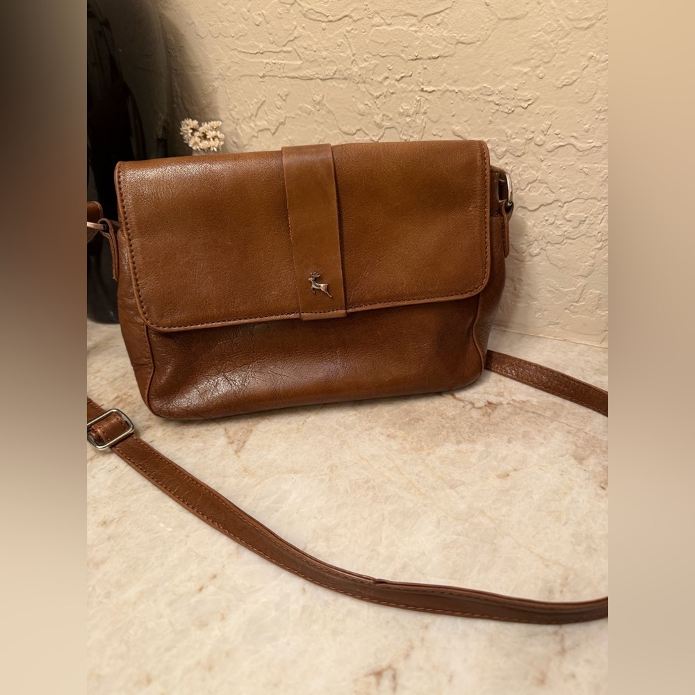 Ashwood brown leather magnetic closure crossbody bag.